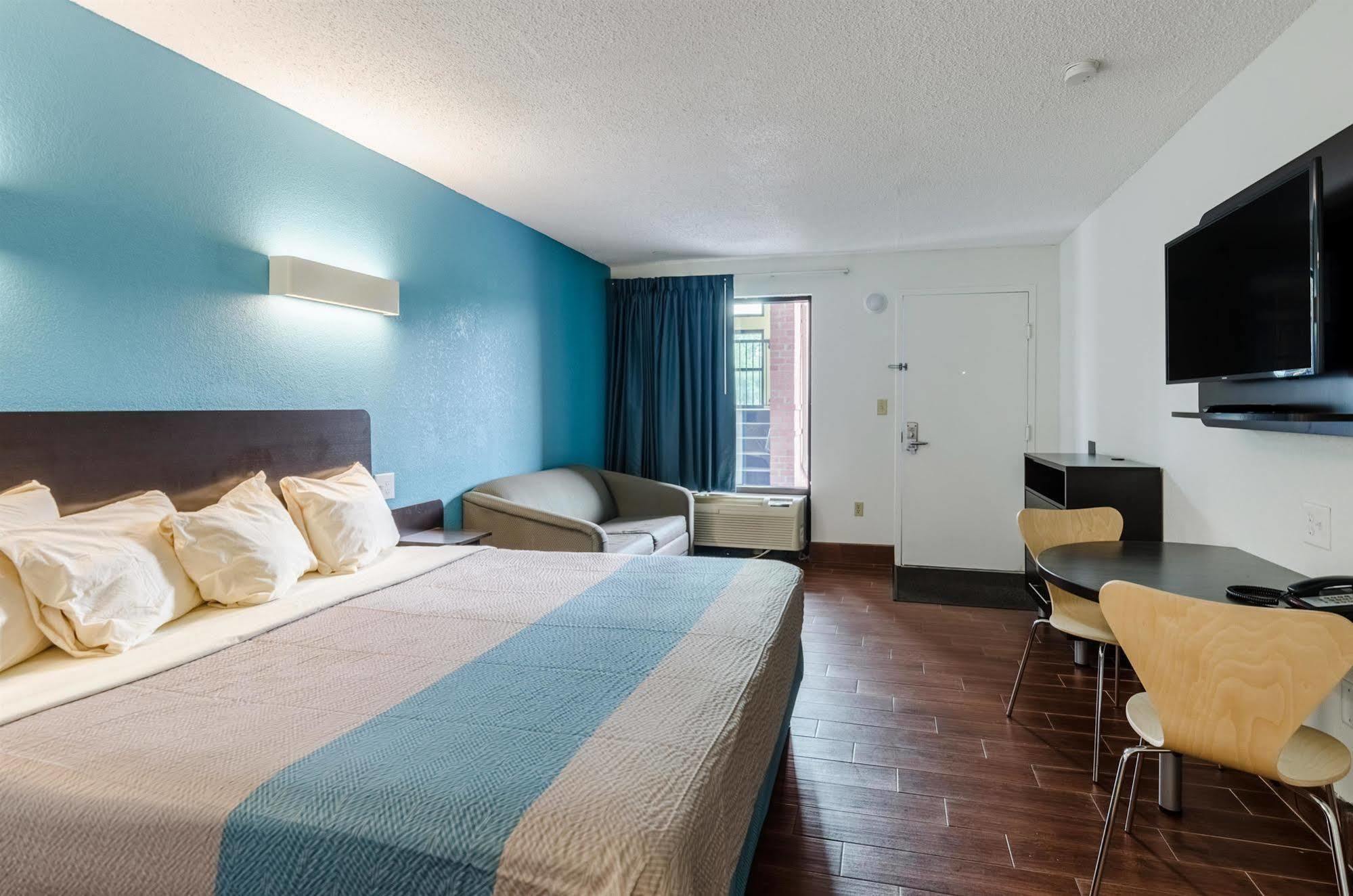 Motel 6-Lexington, Va מראה חיצוני תמונה