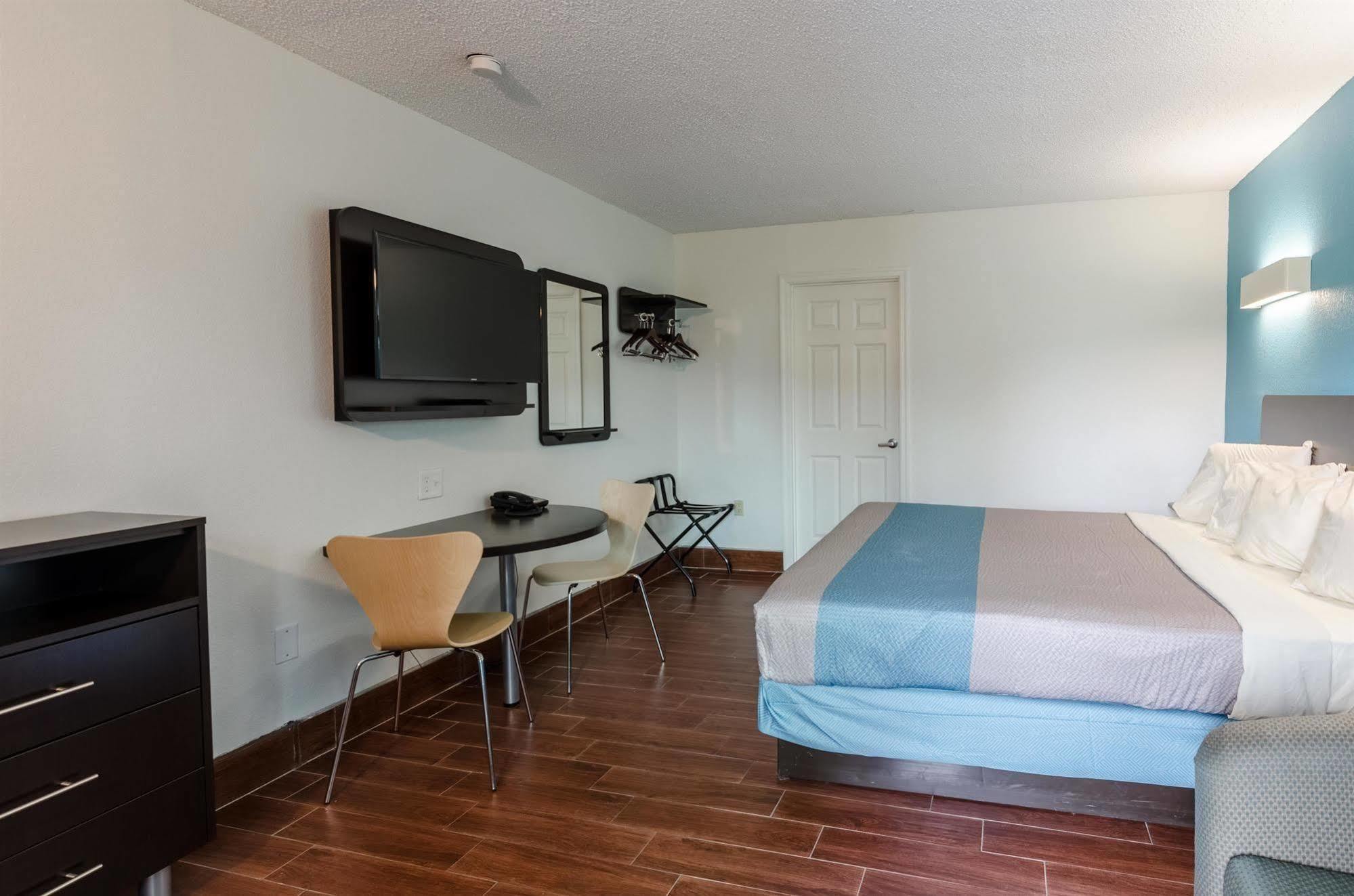 Motel 6-Lexington, Va מראה חיצוני תמונה